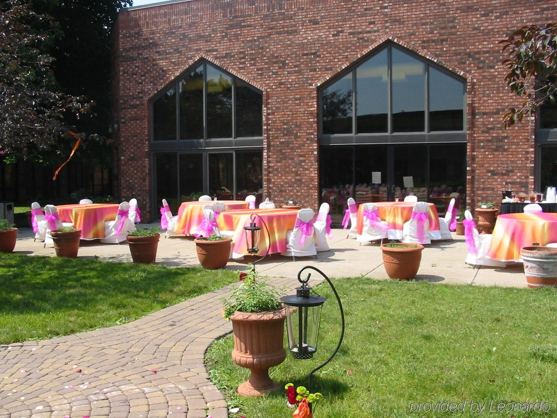 Hotel Wyndham Garden Southgate Exterior foto